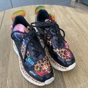 Alexander Wang platform tennis shoes in cheetah print. Size 7.5